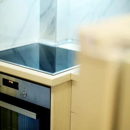 Apartament Modern Downtown Flat By Goldenland