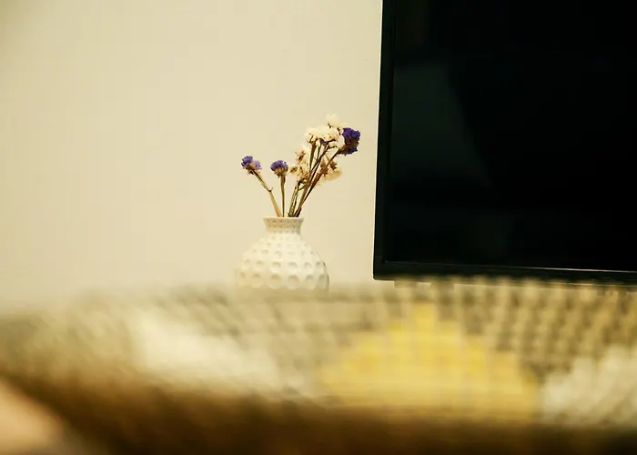 Modern Downtown Flat By Goldenland * Thessaloniki