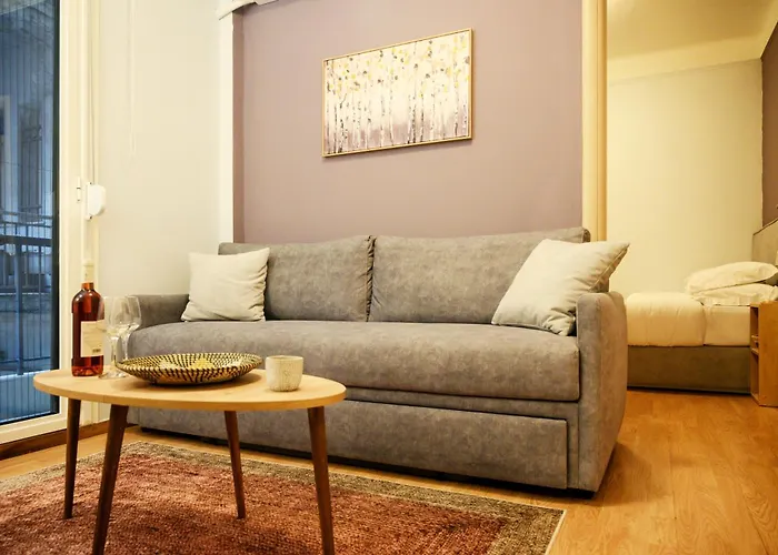 Modern Downtown Flat By Goldenland Апартаменты