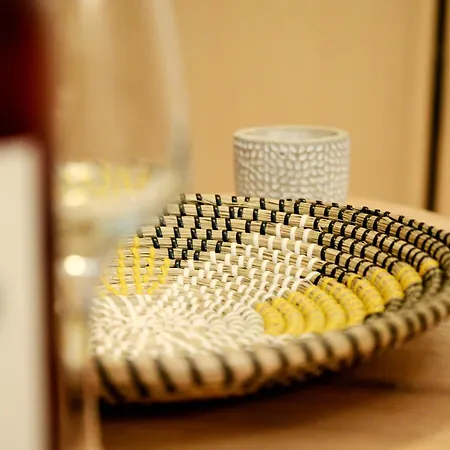 アパート Modern Downtown Flat By Goldenland テッサロニキ